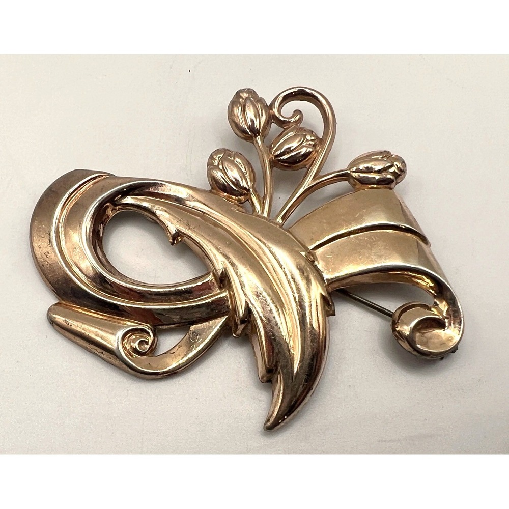 Vintage Gold Tone Abstract Art Deco Floral Swirl Brooch Pin Modernist 2.5"